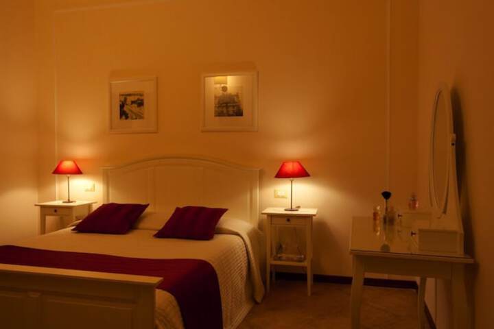 Room 7 of 35