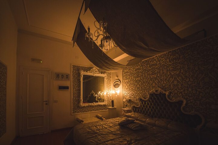 Room 13 of 67