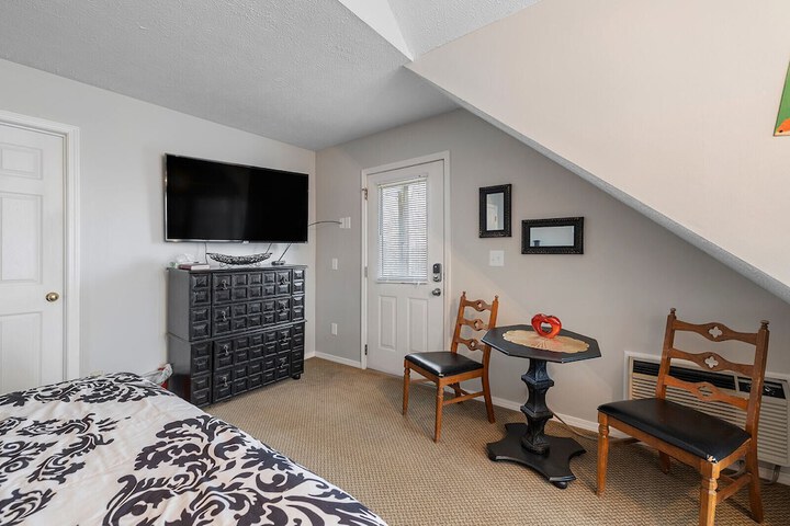 Room 41 of 156