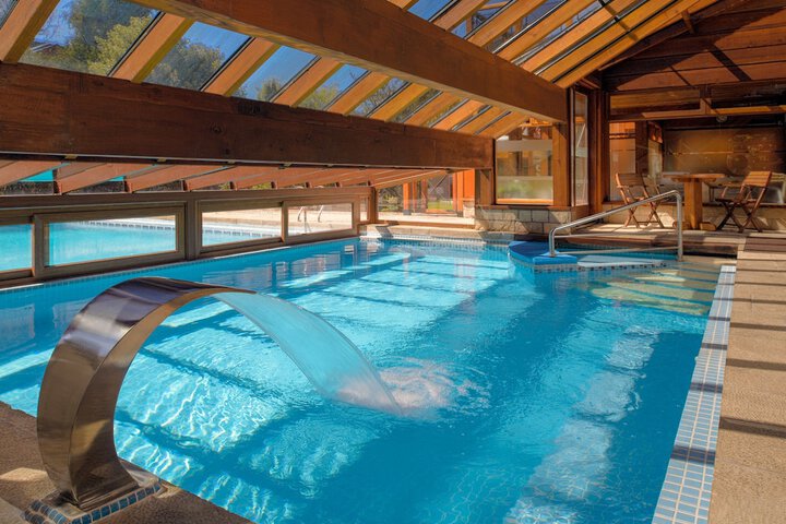 Pools & Facilities