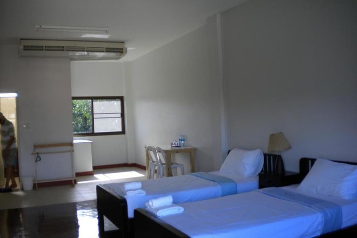Room 5 of 20