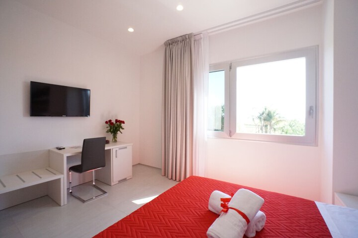 Room 10 of 29