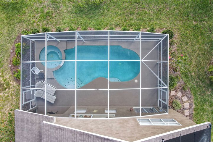 Pool 25 of 48