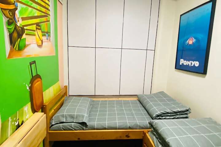 Room 29 of 31