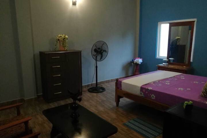 Room 14 of 26