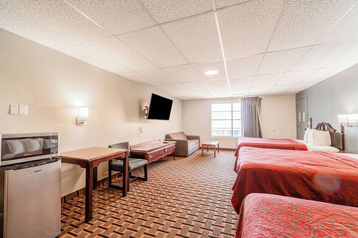Room 11 of 42