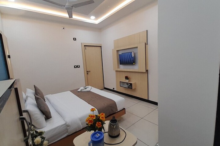 Room 47 of 69