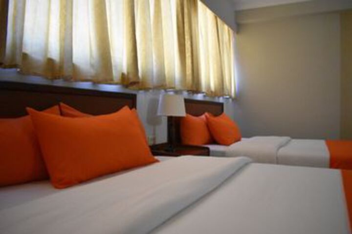 Room 25 of 46