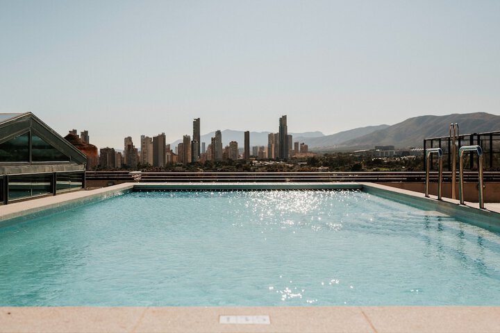 Hotel with Pool
