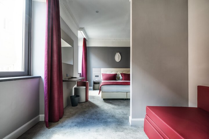 Room 8 of 36