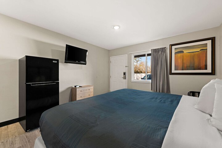 2 Double Beds (9 of 16)