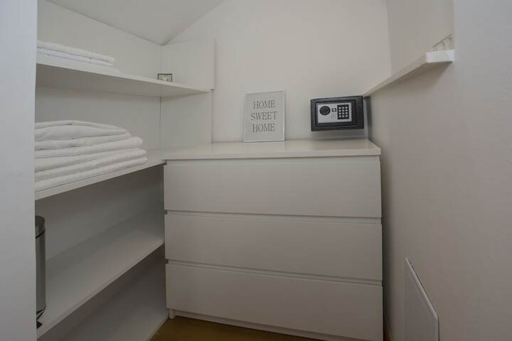 Room 41 of 84