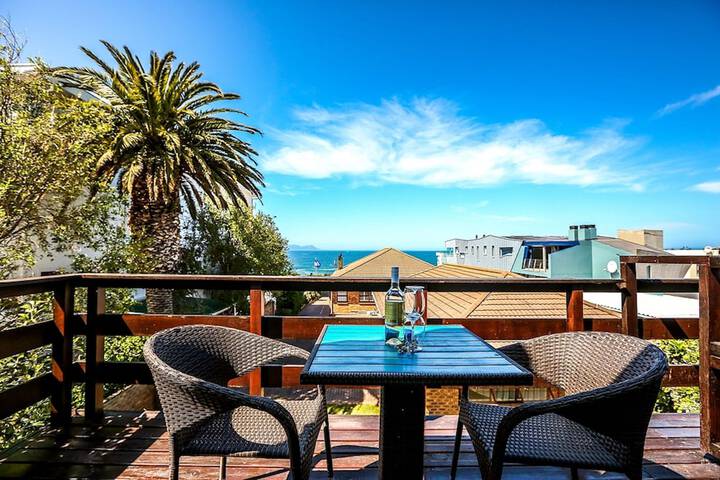 Terrace/Patio 100 of 148