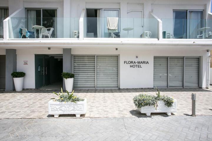Flora Maria Hotel