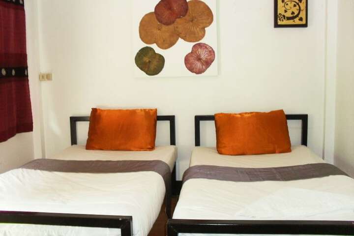 Room 8 of 24