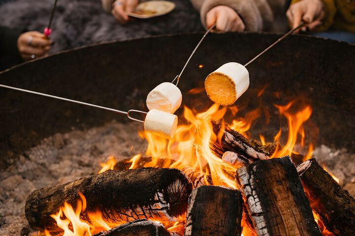 Lounge 49 of 64
