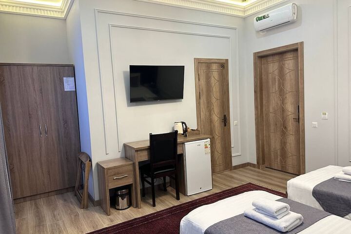 Room 41 of 69