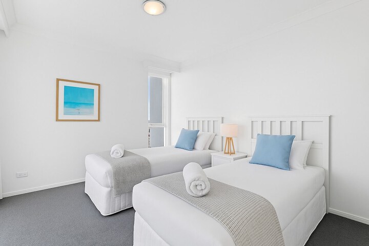 Room 4 of 23