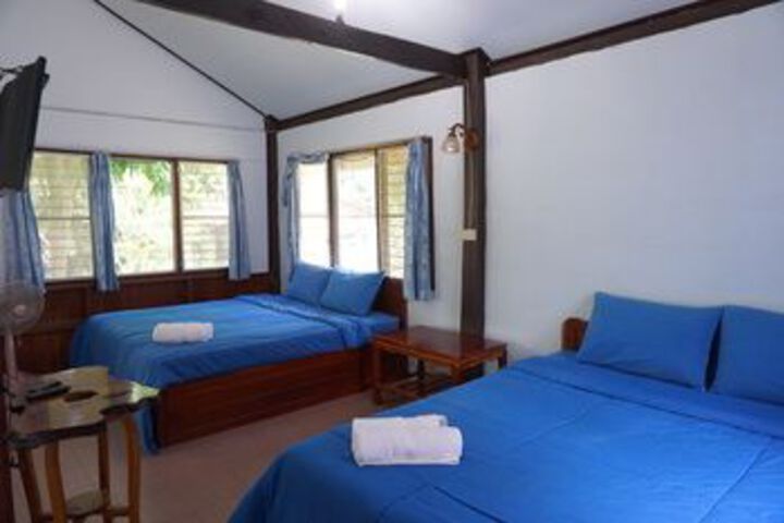 Room 12 of 38