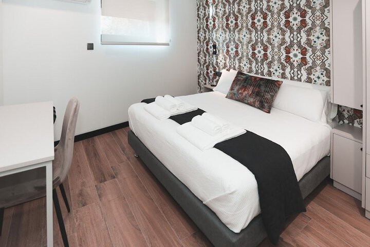 Room 4 of 53