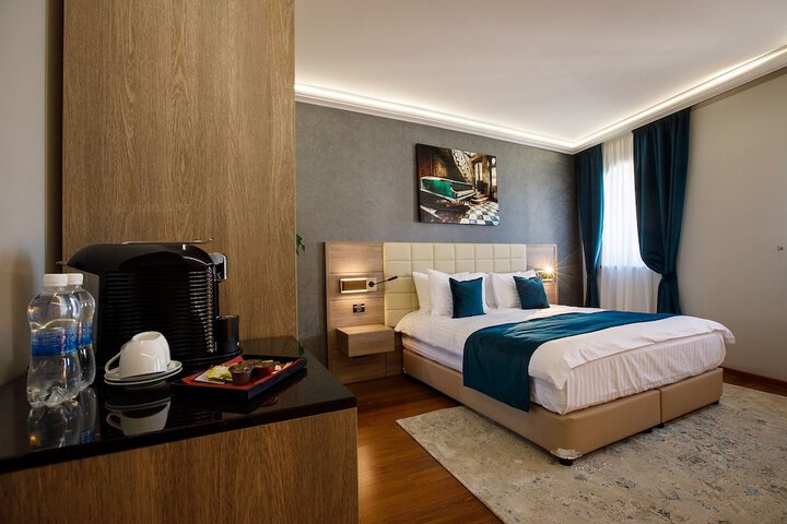 Room 38 of 108