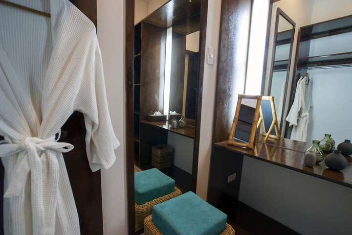 Room 29 of 84