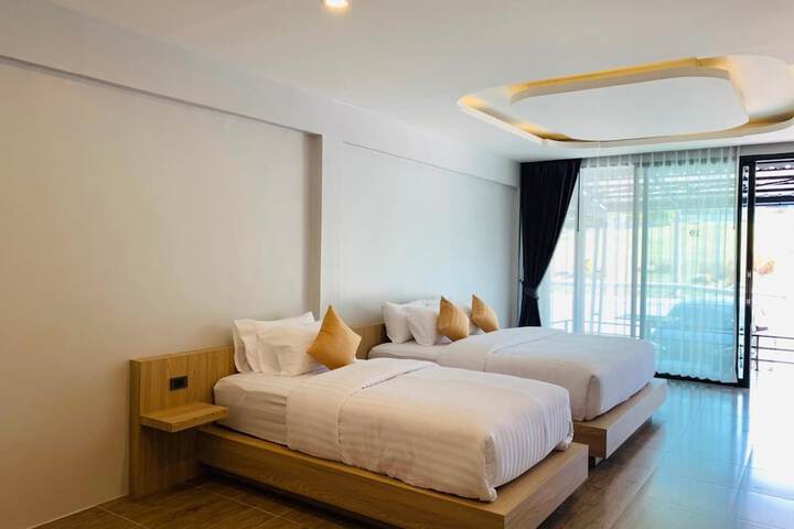 Room 15 of 43