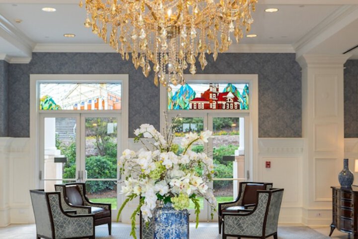 Lobby sitting area