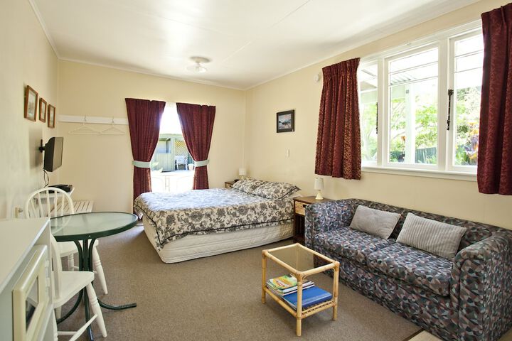 Room 3 of 32