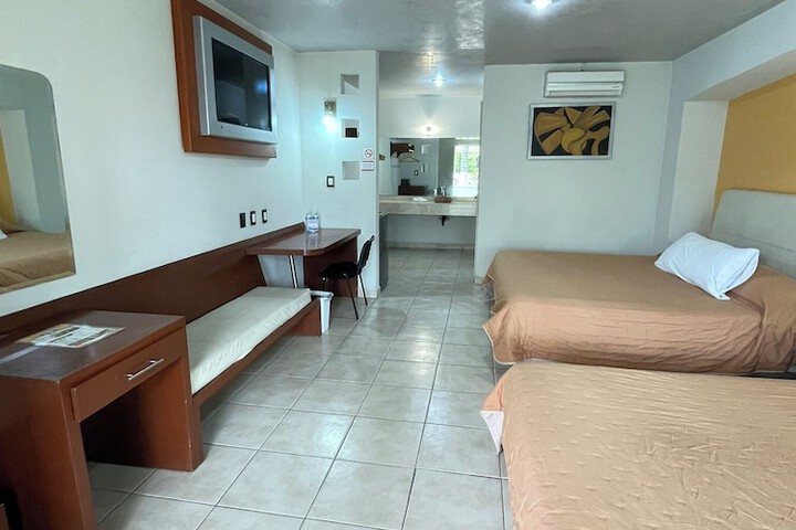 Room 3 of 15