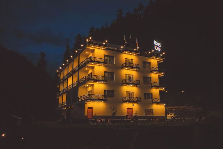 Hotel 35 of 37