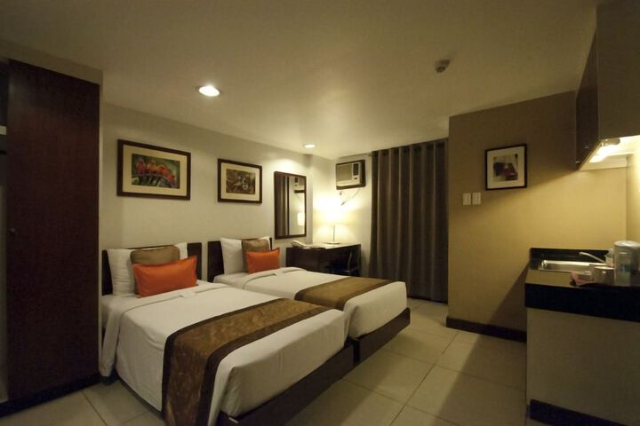 Suite Room