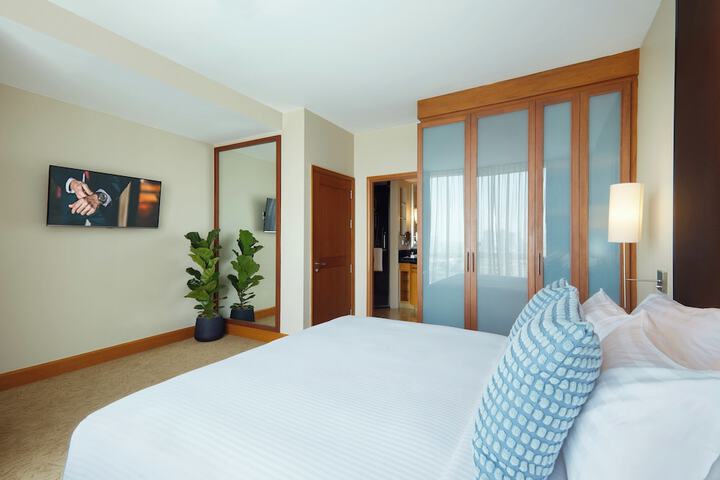 Room 25 of 123