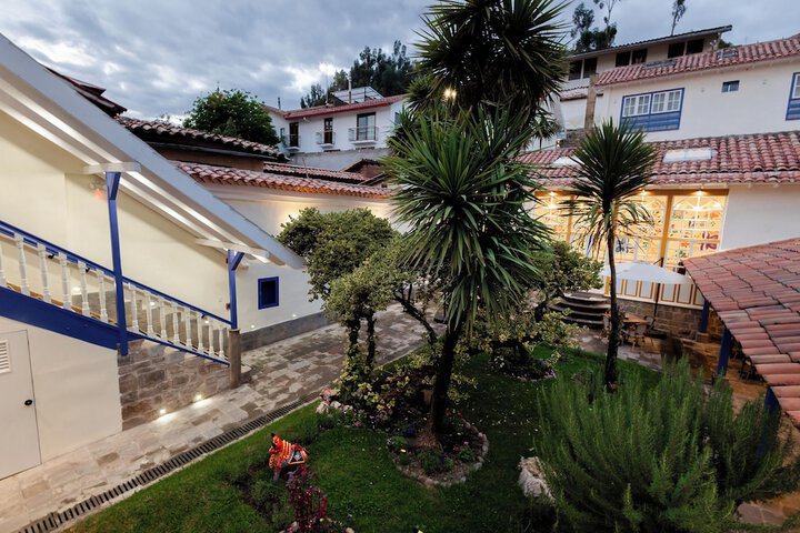 Hotel Exterior 73 of 73