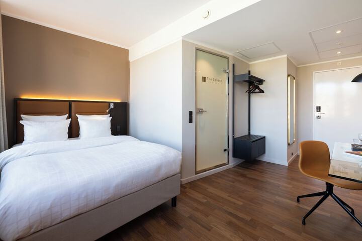 Room 34 of 78