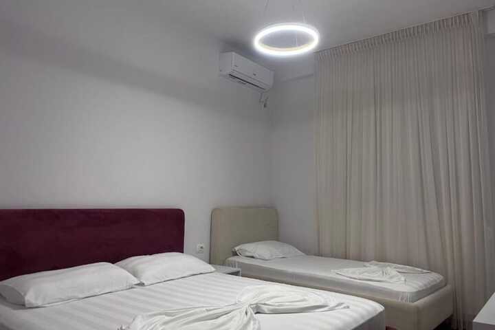 Room 8 of 71