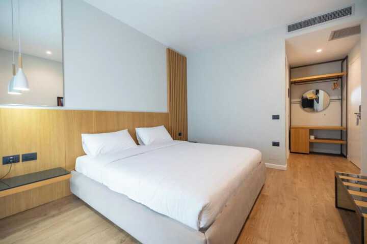 Room 42 of 52