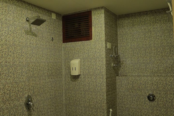 Room 41 of 87