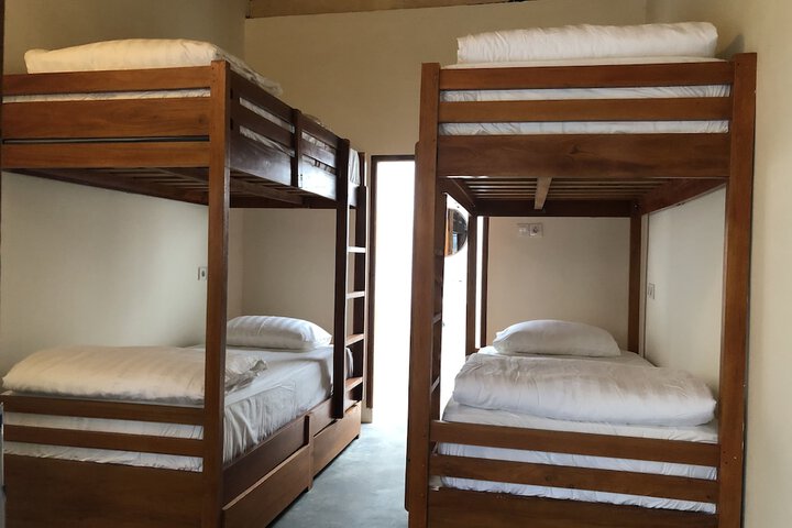 Room 9 of 27