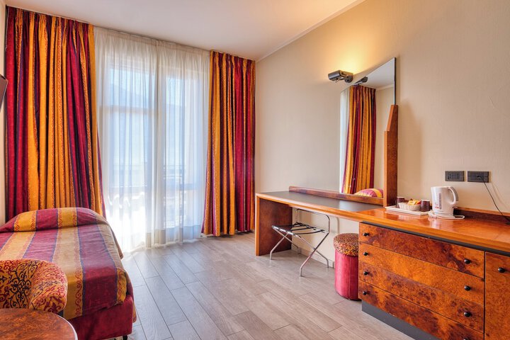 Room 35 of 116