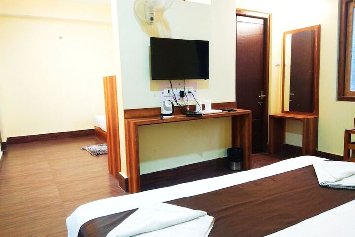 Room 6 of 7