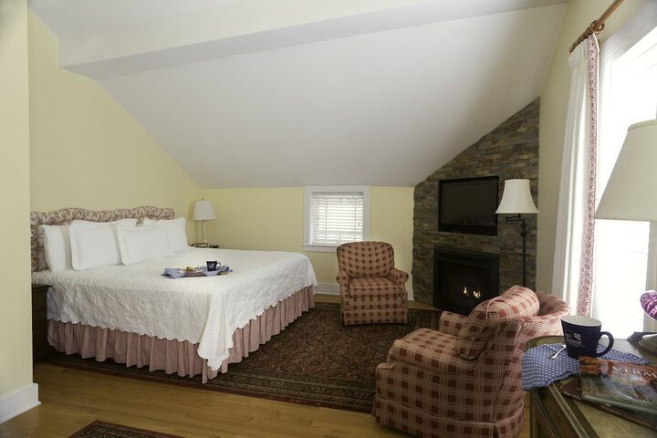 Room 15 of 48