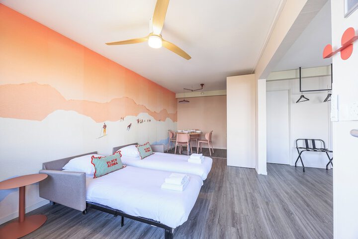 Room 43 of 81