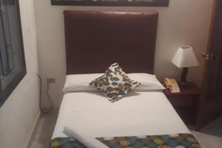 Room 17 of 42