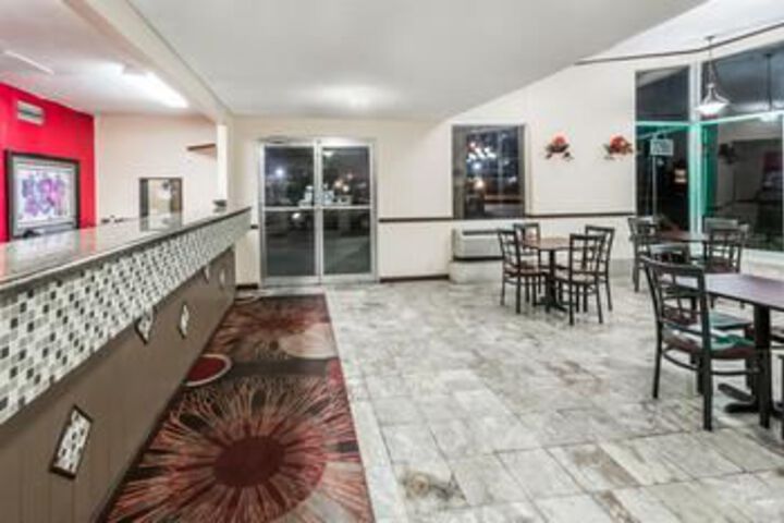 Breakfast/Coffee Service 4 of 22