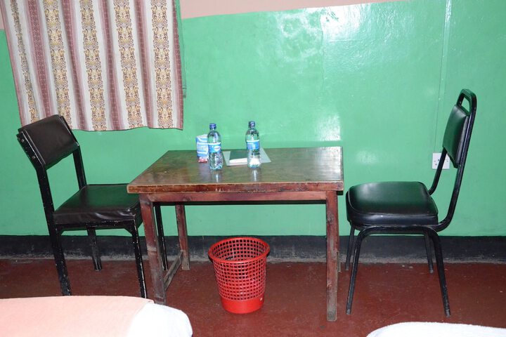 Room 7 of 14