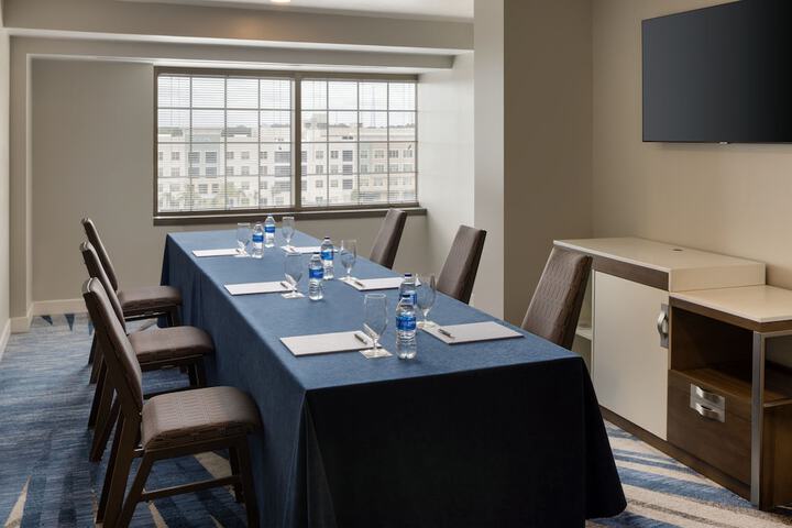Meeting facility