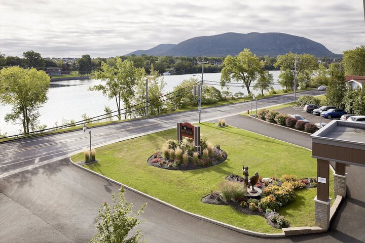 Terrace/Patio 38 of 38