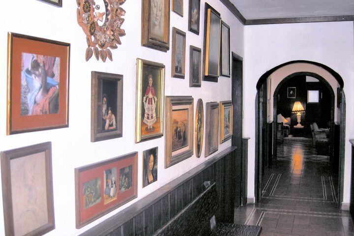 Ballroom/Hall 35 of 53