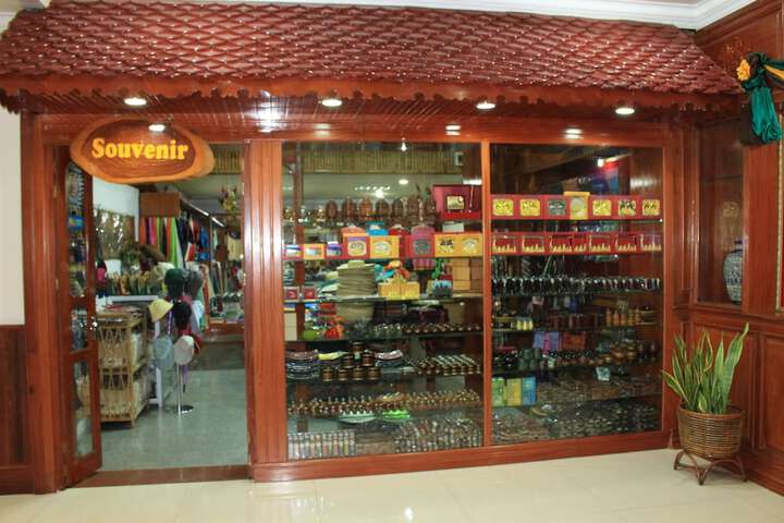 Gift Shop 39 of 53